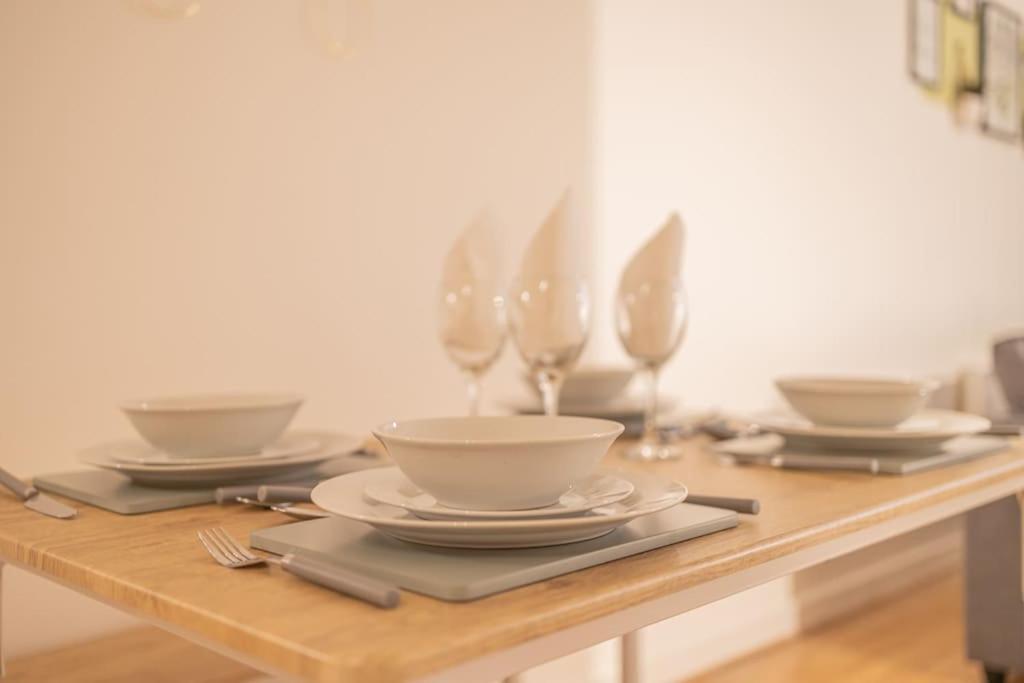 Cosy, Modern City Centre Apartment Free Parking レスター エクステリア 写真