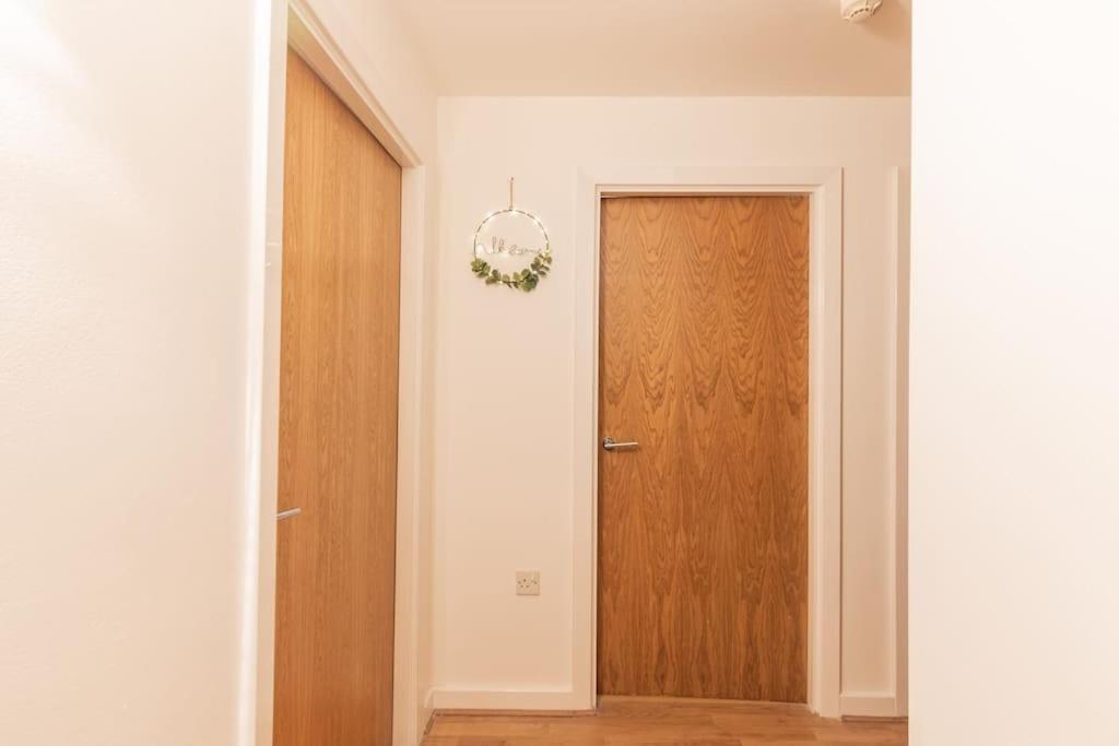 Cosy, Modern City Centre Apartment Free Parking レスター エクステリア 写真