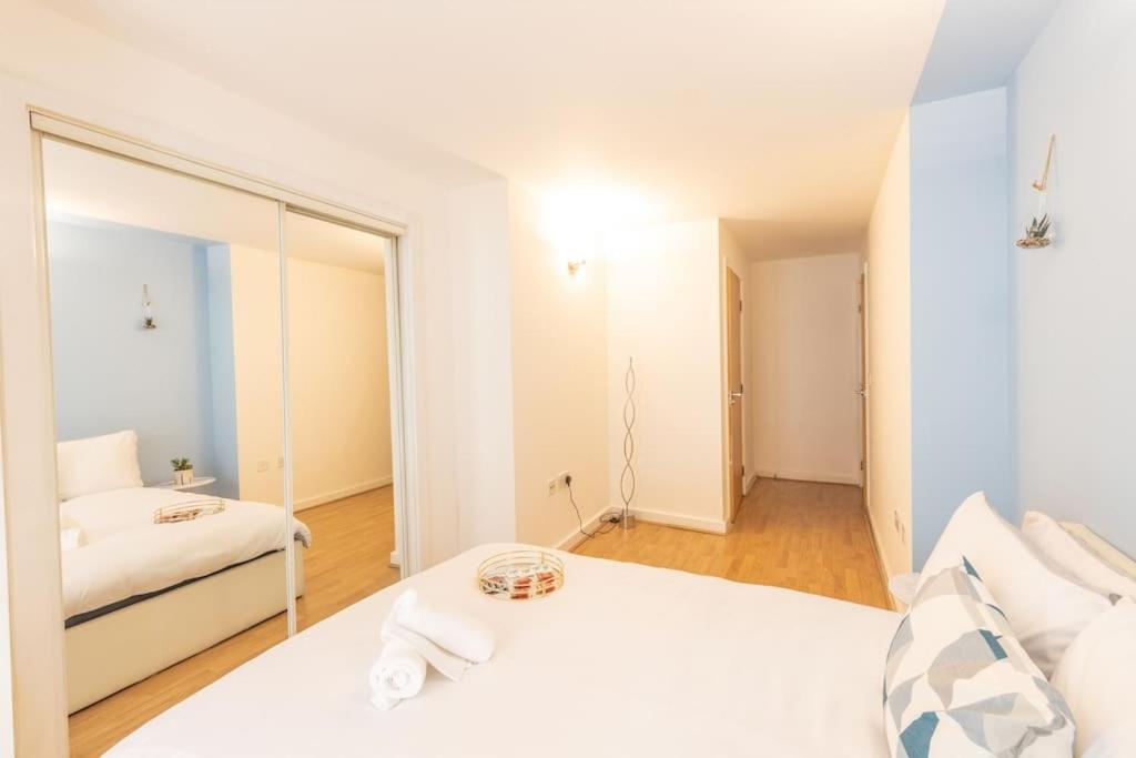 Cosy, Modern City Centre Apartment Free Parking レスター エクステリア 写真
